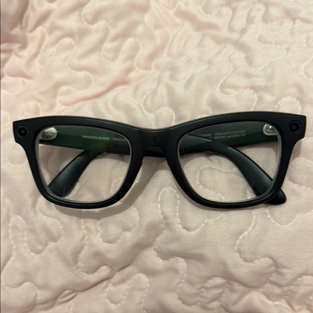Unisex Ray Ban Meta Wayfarers Glasses